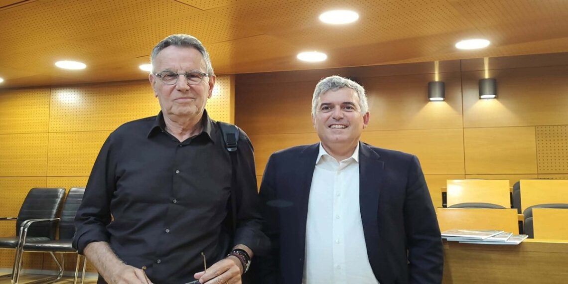 Αθήνα – Θεσσαλονίκη μια συνεδρίαση δρόμος