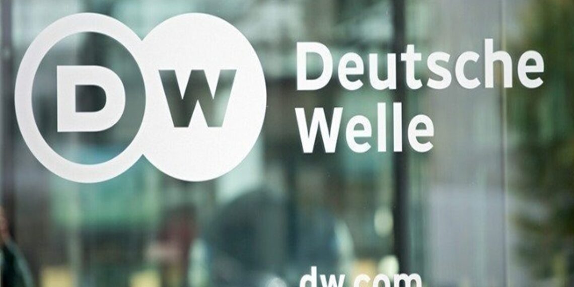 Η Deutsche Welle θα συνεχίσει να μιλά ελληνικά – Απετράπη το λουκέτο στο ιστορικό Ελληνικό Πρόγραμμα