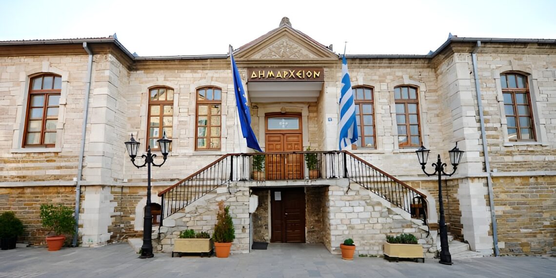 Δήμος Πολυγύρου: Απαλλαγή 7 κατηγορούμενων για απευθείας αναθέσεις έργων