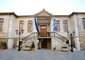 Δήμος Πολυγύρου: Απαλλαγή 7 κατηγορούμενων για απευθείας αναθέσεις έργων