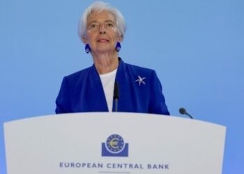 Λαγκάρντ: «Δεν θα ήταν καθόλου καλή ιδέα» να διεκδικήσω την προεδρία της Γαλλίας
