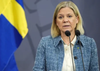 Σουηδία: Οριακό προβάδισμα της Κεντροαριστεράς στις εκλογές – Κοντά στην επιστροφή στην πρωθυπουργία η Μαγκνταλένα Άντερσον