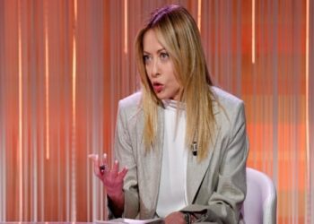 Ιταλία: Η Μελόνι προαναγγέλλει ανώτατο όριο ξένων μαθητών ανά τάξη
