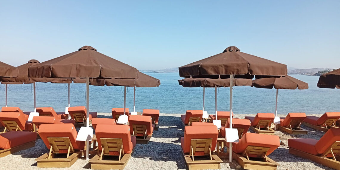 Τραγωδία στη Βουλιαγμένη: Συνελήφθη ο 76χρονος μετά τον θάνατο του 82χρονου – Οι αντικρουόμενες εκδοχές για τη συμπλοκή