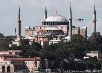 Τουρκία: Υπόγειες σήραγγες μήκους 9 χιλιομέτρων στην Αγία Σοφία
