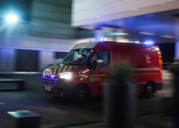 Γαλλία: 44 τραυματίες από εκτροχιασμό επιβατικού τρένου – 18χρονη σε πολύ σοβαρή κατάσταση
