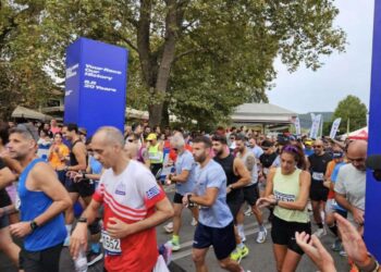 Επετειακό Ioannina Lake Run με περισσότερους από 7.000 δρομείς γύρω από την Παμβώτιδα