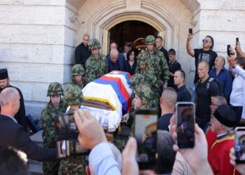 Σερβία: Με τιμές κηδεύτηκε ο Ράτκο Μλάντιτς