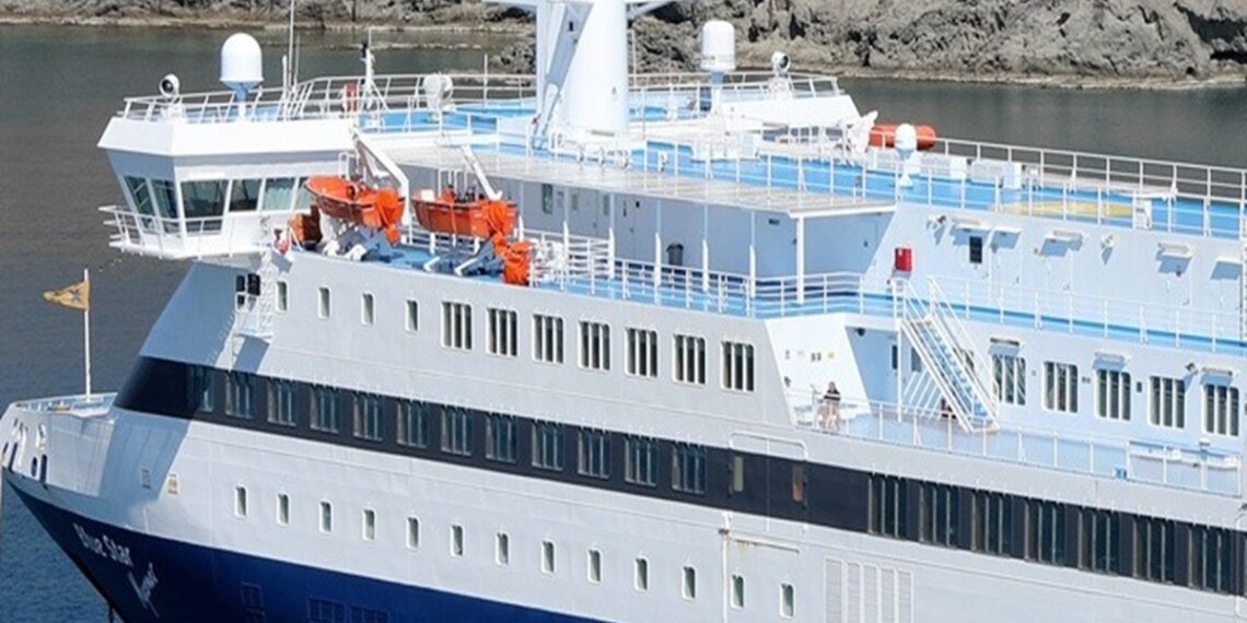Μηχανική βλάβη στο «ΙΟΝΙΣ» – Απαγόρευση απόπλου στην Κέα