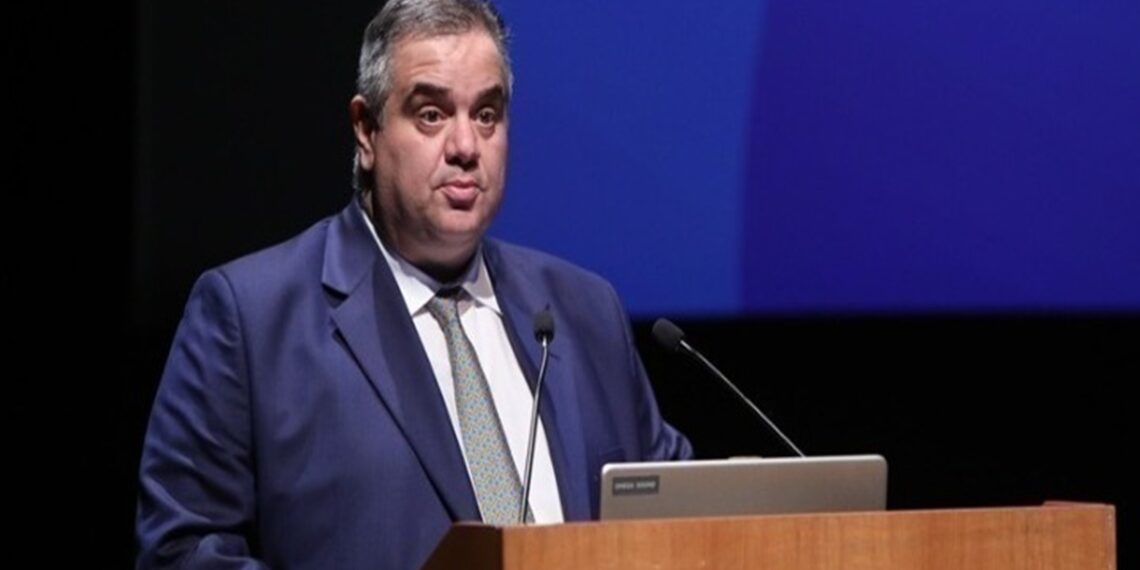 Σπανάκης: Δεν καταλαβαίνω γιατί πέσατε να φάτε τον κ. Μαρινάκη για το επίδομα ανεργίας