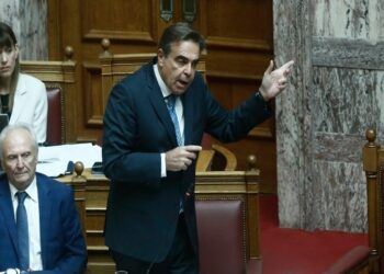 Σχοινάς: Δεν χρωστάω σε κανέναν, δεν ήρθα στο υπουργείο για να περνάω ύποπτες διατάξεις