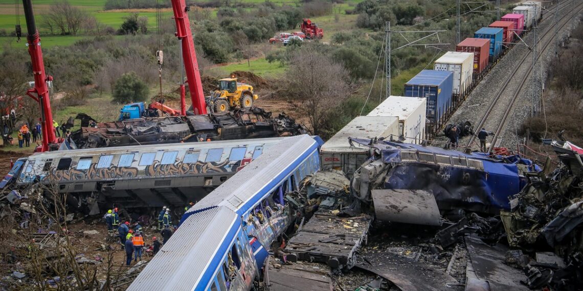 Τέμπη: Τι αναφέρει το παραπεμπτικό βούλευμα για Τριαντόπουλο-Αγοραστό και τρεις ακόμη υπαλλήλους