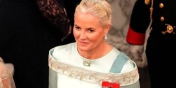 Νορβηγία: Στο νοσοκομείο “λόγω επιπλοκών” η βασίλισσα Μέτε-Μάριτ
