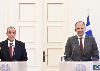 Αθήνα και Κάιρο ανοίγουν τη συζήτηση για διεύρυνση της συμφωνίας ΑΟΖ
