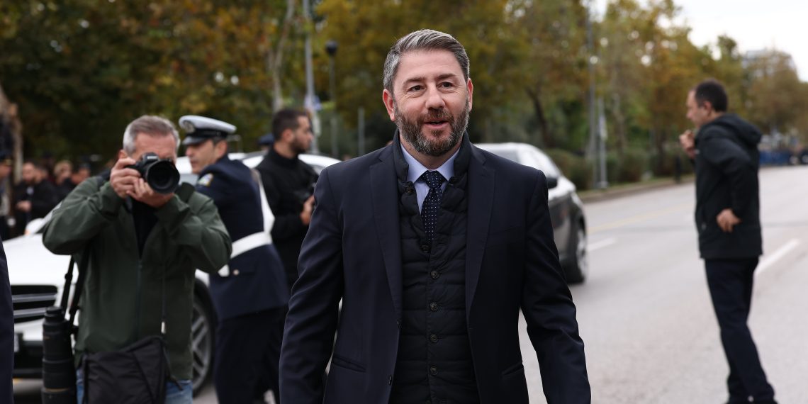 Ο «καφές κρύωσε», τα σενάρια ζεσταίνονται