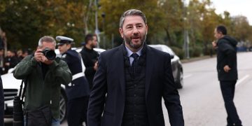 Ο «καφές κρύωσε», τα σενάρια ζεσταίνονται