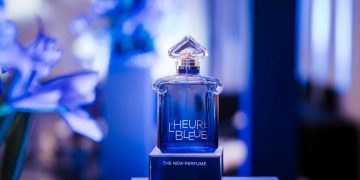 Guerlain: Μια βραδιά υψηλής αισθητικής με φόντο την Ακρόπολη για το νέο L’Heure Bleue
