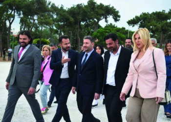 Μάχη πόλης για τη δεύτερη θέση