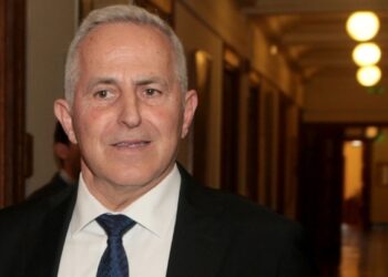 Στο ΠΑΣΟΚ – ΚΙΝΑΛ ο Ευάγγελος Αποστολάκης – Εντάχθηκε στην Κοινοβουλευτική Ομάδα