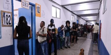 Βραζιλία-προεδρικές εκλογές: Λούλα ή Φλάβιο Μπολσονάρου; Οι πολίτες ψηφίζουν, υπό το βλέμμα του Τραμπ
