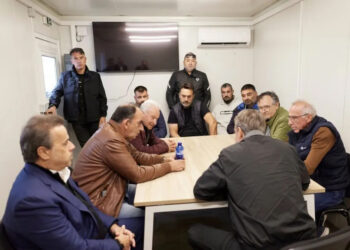 Θεσσαλία: Από τα τρακτέρ στις κορδέλες – Πολιτικές μάχες στον κάμπο και όχι μόνο