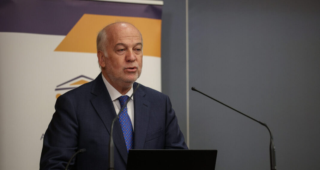 Πολιτικά πηγαδάκια, εκλογικά σενάρια και η «Eurovisionική» μεγάλη επιστροφή στο προσκήνιο