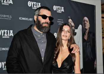 Η «Θυσία» του Ρομέν Γαβρά έφερε το Χόλιγουντ στη Στέγη: Ραταϊκόφσκι & Κασέλ σε μια εκρηκτική πρεμιέρα με τσίπουρο, Καρέλια και ελληνική αύρα (Photos)