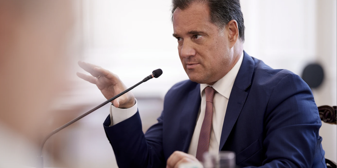 «Λάκη, πάλι κουβά»: Η καυστική τοποθέτηση του Γεωργιάδη για τη στάση Λαζόπουλου υπέρ Σαμαρά