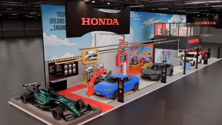 Η Honda εντυπωσιάζει στο Παρίσι με το διαδραστικό «Dream Factory»