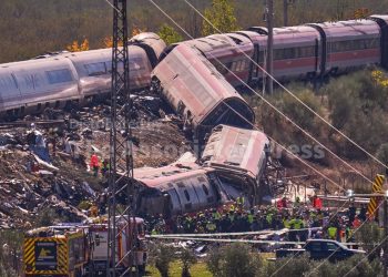 Ισπανία: Σε τουλάχιστον 64 ανήλθε ο αριθμός των νεκρών μετά την σύγκρουση τρένων