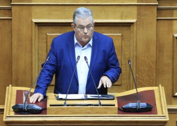 Κουτσούμπας στη Βουλή: Σύγκρουση με την αντιλαϊκή πολιτική για την προστασία της νέας γενιάς
