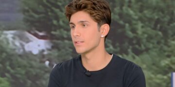 Μπάμπης Λαζαρίδης: Η εξομολόγηση για την απώλεια του πατέρα του και η μοναδική ανάμνηση που κρατά (Video)