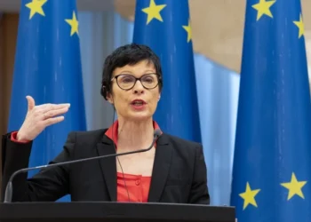 Κομισιόν προς Άγκυρα: Δημοκρατία και καλή γειτονία ανοίγουν τον δρόμο για προσέγγιση με την ΕΕ
