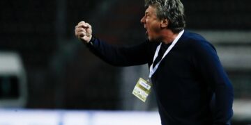 Ο Ματζάρι, η πρόθεση παραίτησης και το ασφυτικό πρέσινγκ να αλλάξει την απόφασή του