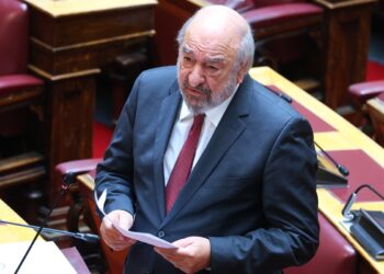 Νικητιάδης: «Κύριε Μητσοτάκη πριν μας εξηγήσετε πώς συνομιλείτε με το αύριο, δοκιμάστε να ακούσετε τι σας λέει η κοινωνία σήμερα»