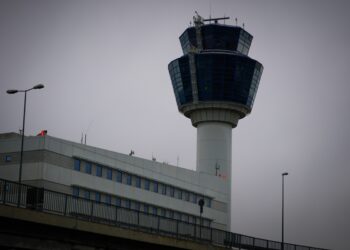 Βλάβη στο σύστημα ελέγχου εναέριας κυκλοφορίας «παγώνει» τις πτήσεις στην Ιταλία