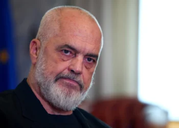 Αλβανία: Ο Ράμα απορρίπτει την παραίτηση: “Θέλουν να ανακόψουν την ευρωπαϊκή μας πορεία” (Video)