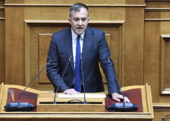 Χατζηβασιλείου: Δεν είναι κυβερνητική αρμοδιότητα η στελέχωση ξένων πρεσβειών