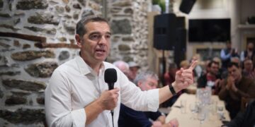 Τσίπρας: «Τα λεφτά εμείς θα τα βρούμε στην εντιμότητά μας»
