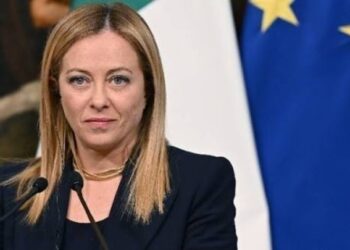 Μελόνι: «Ο ιταλικός λαός θα σταθεί στο πλευρό του Πάπα Λέοντα»