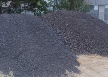 Θεσσαλονίκη: Χειροπέδες σε δύο άτομα για ανεξέλεγκτη απόρριψη τριμμάτων πίσσας