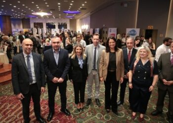 Κεραμέως: Η ανεργία στο 7,4% – 600.000 άνθρωποι βρήκαν δουλειά τα τελευταία επτά χρόνια